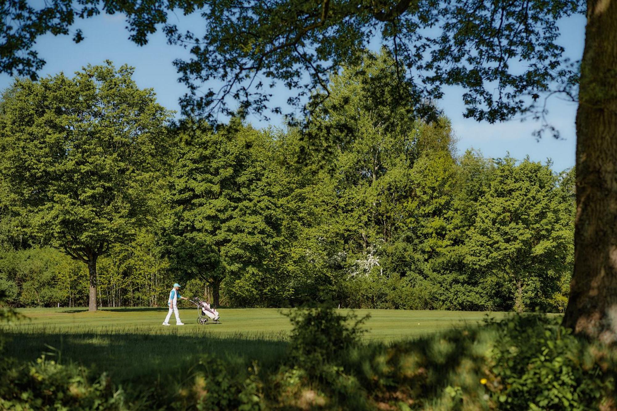 Aparthotel Am Golfclub Treudelberg Hamburgo Exterior foto