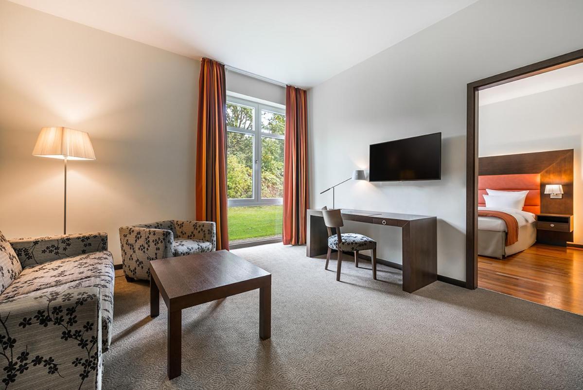 Aparthotel Am Golfclub Treudelberg Hamburgo Exterior foto